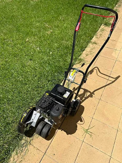 Vertical Lawn Edger